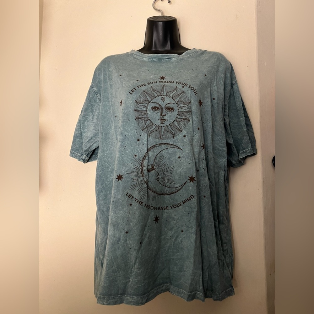 Women’s Large Shirt